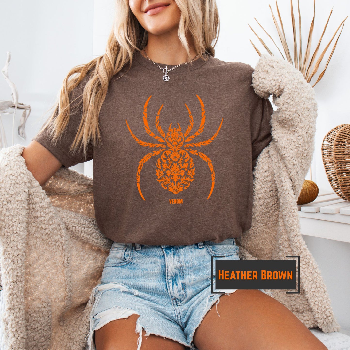 Venom Spider Graphic Tee – Gothic Halloween Shirt, Hand Drawn Oversized Grunge T-Shirt