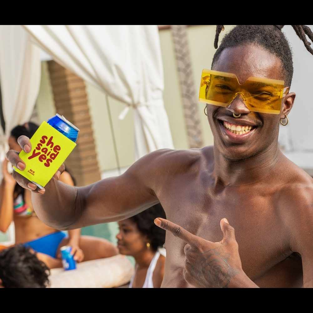 Custom Logo Can Cooler – Personalized Business Branding & Party Favors