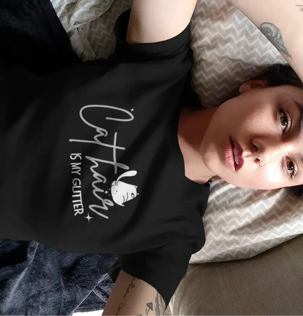 CAT HAIR Is My GLITTER Shirt – Funny Cat Mom Tee – Unisex T-Shirt for Cat Lovers-Shirt in a Cup